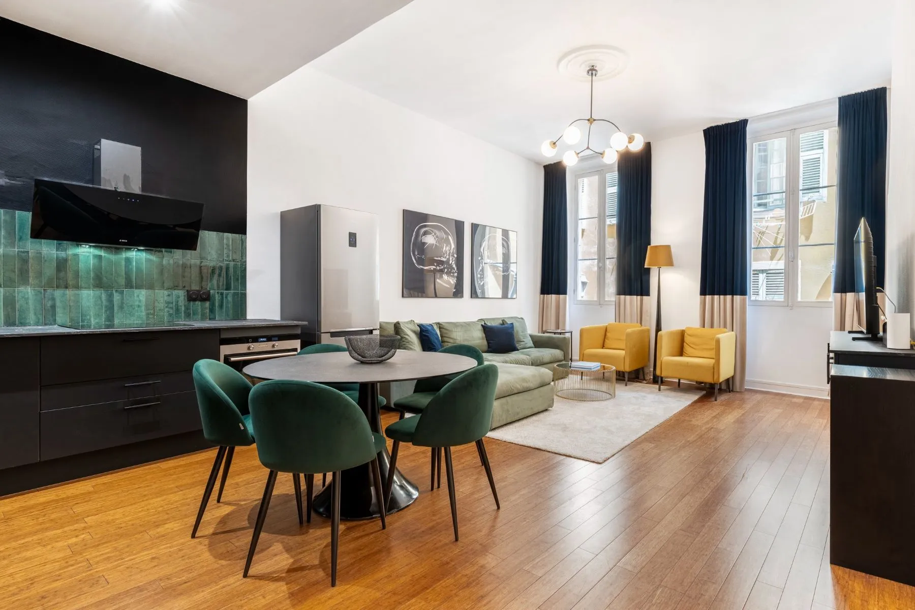 Interior view of Elegant 3-Bedroom Old Town Retreat near Place Rossetti and the Sea in Nice