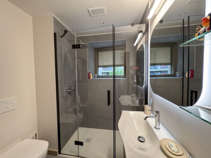 Interior photo 5 of Elegant Parkside Living in Milan, Italy (MIL-4404)