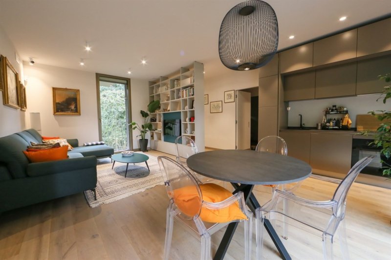 Interior photo 7 of Elegant Parkside Living in Milan, Italy (MIL-4404)
