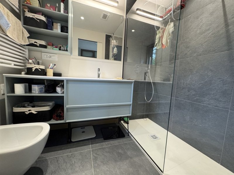 Interior photo 8 of Elegant Parkside Living in Milan, Italy (MIL-4404)
