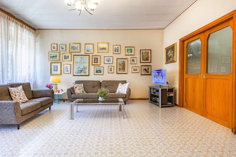 Interior photo 2 of Bright Apartment with Concierge in Via dei Prati Fiscali  in Rome, Italy (ROM-3550)