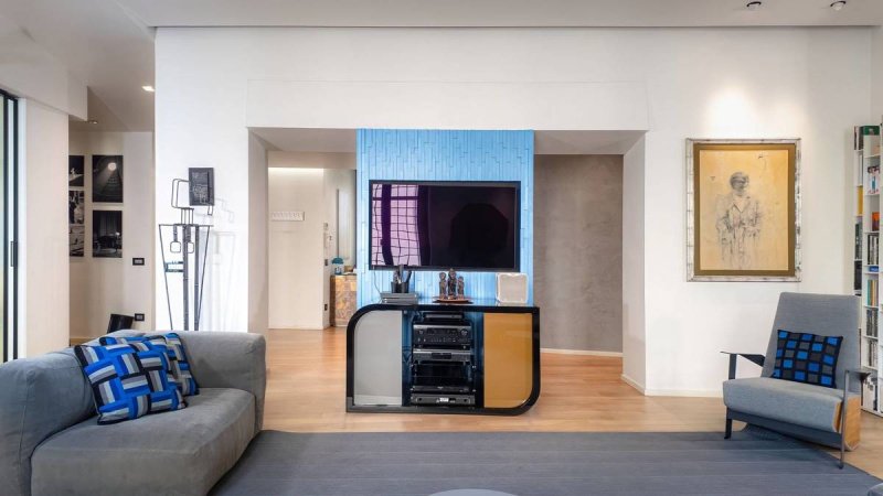 Interior photo 4 of Prestigious Designer Apartment on Via Lovanio in Rome, Italy (ROM-5575)
