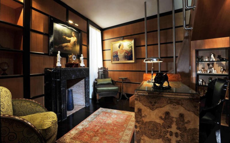 Interior photo 16 of Rare Trastevere Multi-Level Residence  in Rome, Italy (ROM-9988)