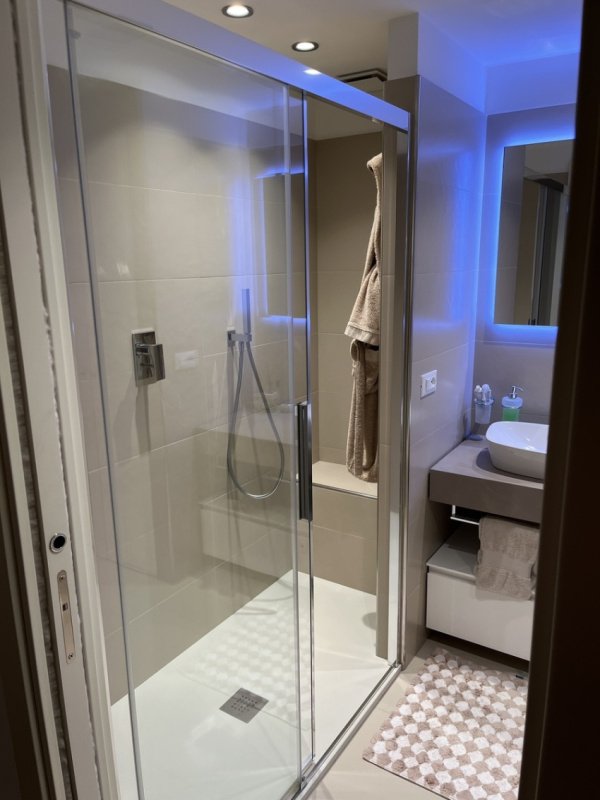 Interior photo 15 of Renovated Apartment near Rialto in Venice, Italy (VCE-1043)