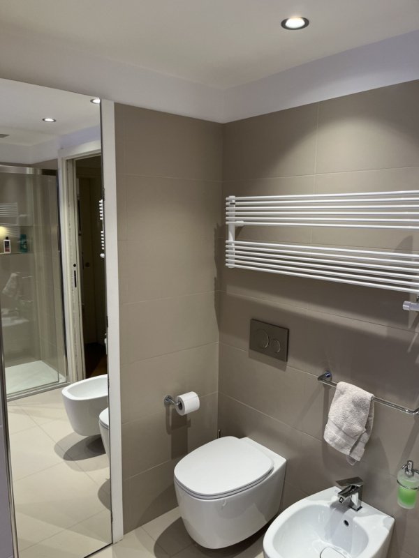 Interior photo 16 of Renovated Apartment near Rialto in Venice, Italy (VCE-1043)