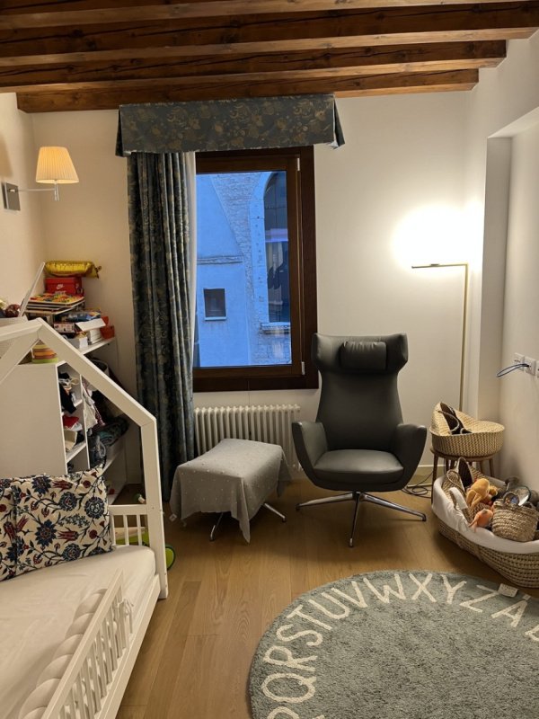 Interior photo 19 of Renovated Apartment near Rialto in Venice, Italy (VCE-1043)