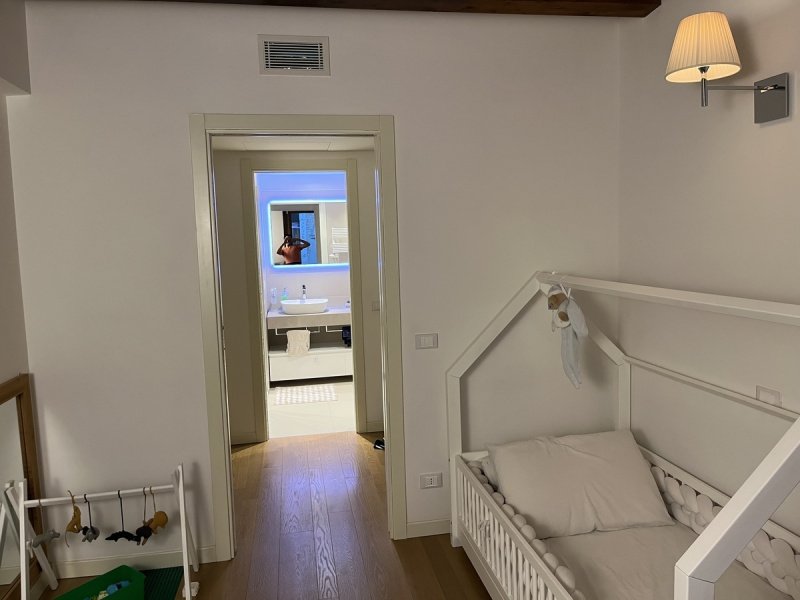Interior photo 20 of Renovated Apartment near Rialto in Venice, Italy (VCE-1043)