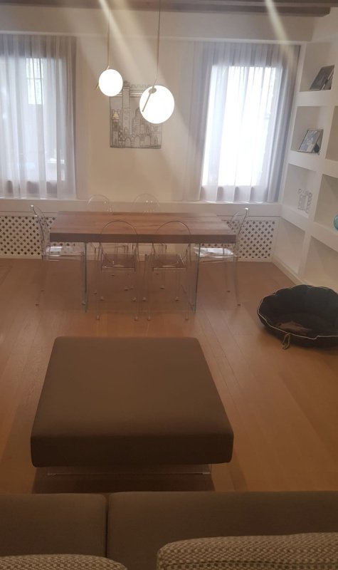 Interior photo 5 of Renovated Apartment near Rialto in Venice, Italy (VCE-1043)
