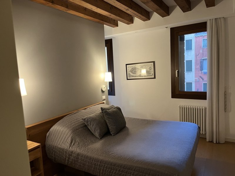 Interior photo 7 of Renovated Apartment near Rialto in Venice, Italy (VCE-1043)
