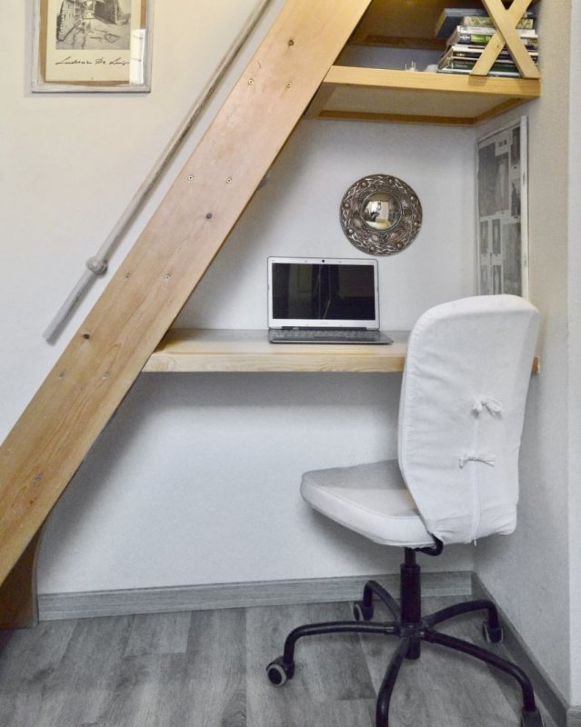 Interior photo 8 of Historic Apartment near Campo San Giacomo in Venice, Italy (VCE-8743)