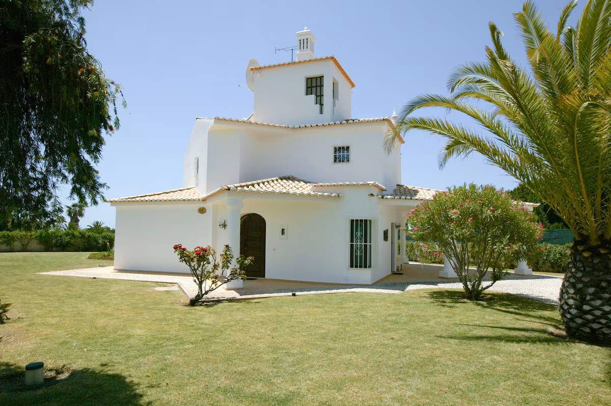 Interior photo 3 of Stylish Villa with Private Pool, Sea View, and Total Privacy in Albufeira, Portugal (ALBU-5006)