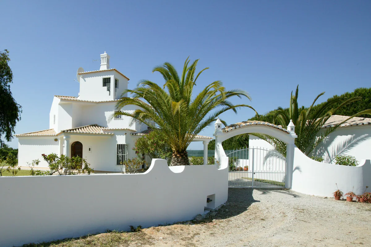 Interior photo 5 of Stylish Villa with Private Pool, Sea View, and Total Privacy in Albufeira, Portugal (ALBU-5006)