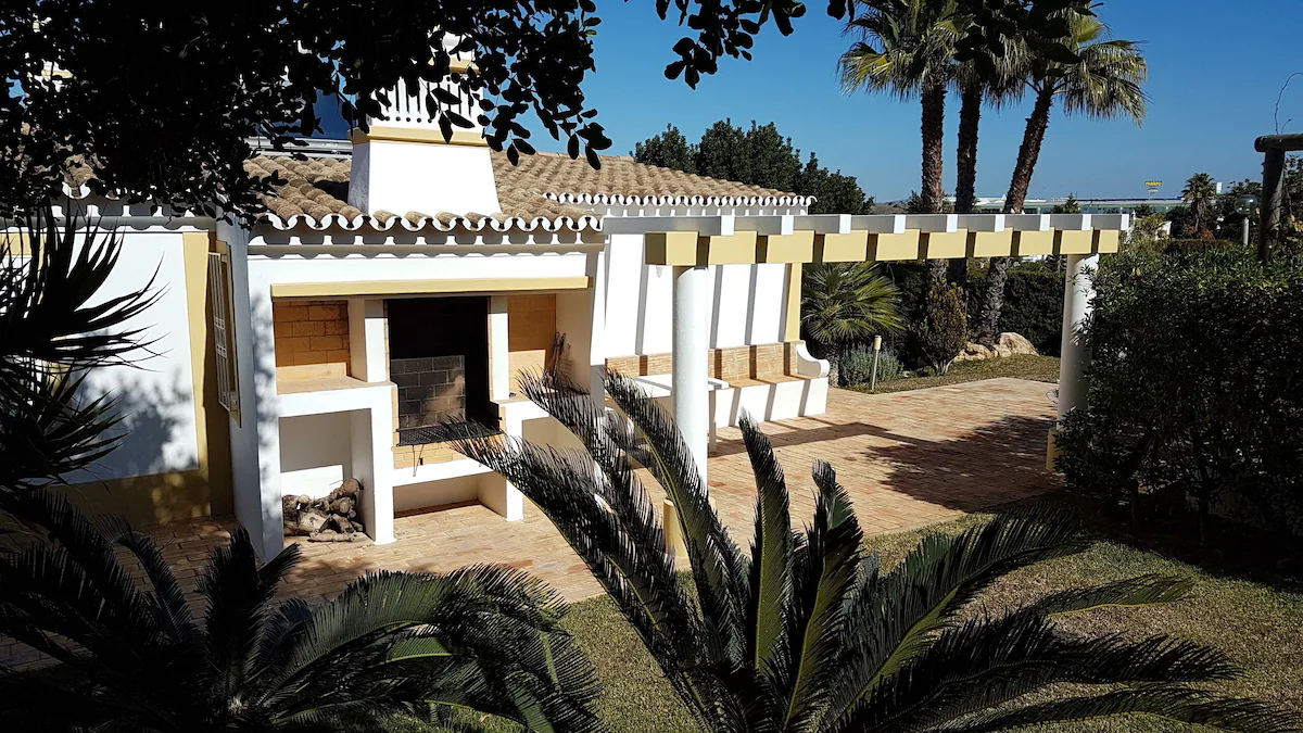 Interior photo 13 of House with Garden, Private Pool and BBQ in Albufeira, Portugal (ALBU-8112)
