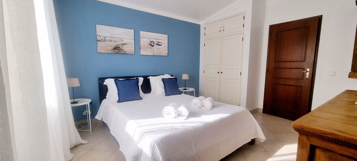 Interior photo 23 of House with Garden, Private Pool and BBQ in Albufeira, Portugal (ALBU-8112)