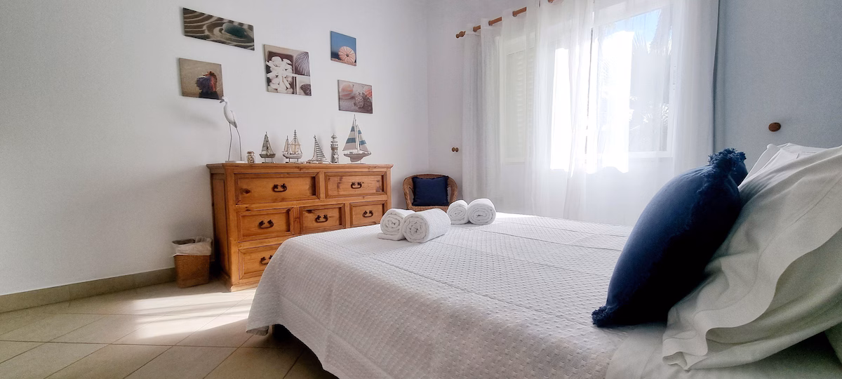 Interior photo 24 of House with Garden, Private Pool and BBQ in Albufeira, Portugal (ALBU-8112)