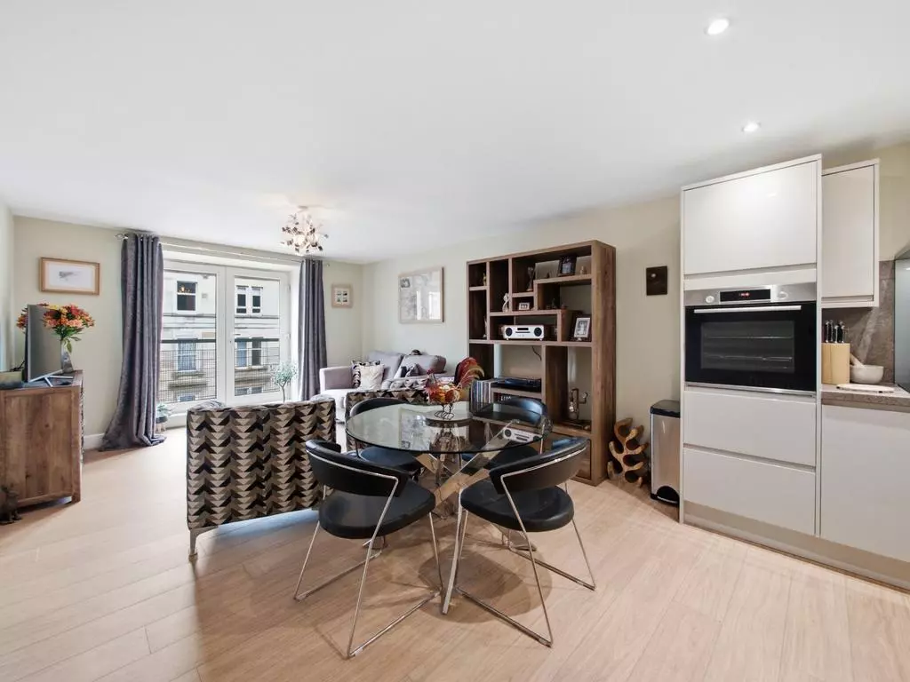 Interior view of Modern 2-Bedroom Apartment in Vibrant Leith in Edinburgh