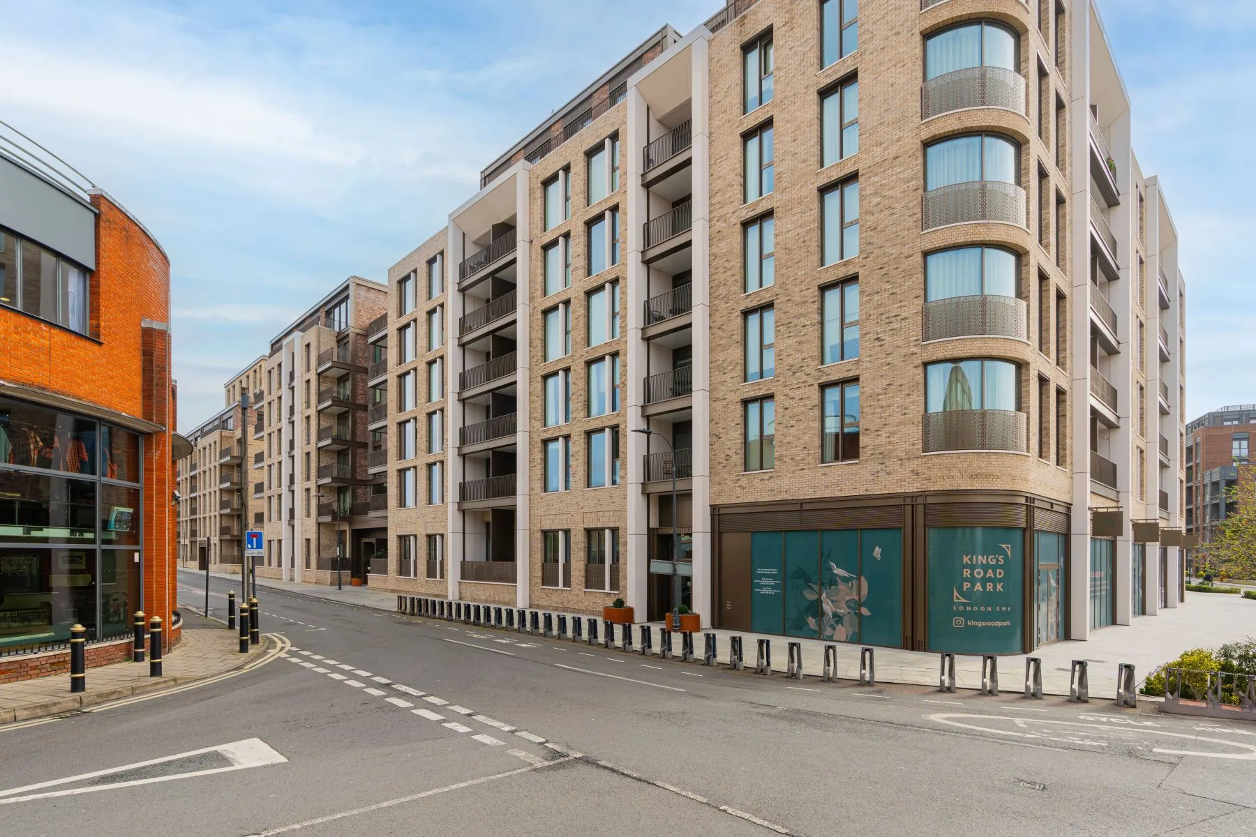 Contemporary King’s Road Park building exterior in Fulham